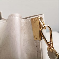 Bolso de hombro mediano para mujer BOL00270 Bolso de hombro mediano para mujer BOL00270