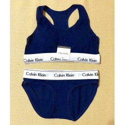 Brasier y calzon, conjunto de ropa interior para mujer. Marca Calvin Klein BOX00018E