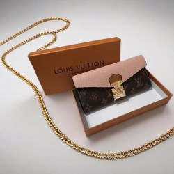 CARTERA MARCA LV DE CUERO SINTETICO PAPRA MUJER  CAR00094