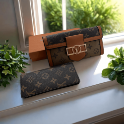 CARTERA MARCA LV DE CUERO SINTETICO PAPRA MUJER  CAR00102