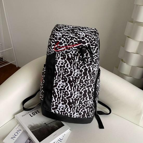 Mochila deportiva NIKE unisex MOC00379-5 Mochila deportiva NIKE unisex MOC00379-5